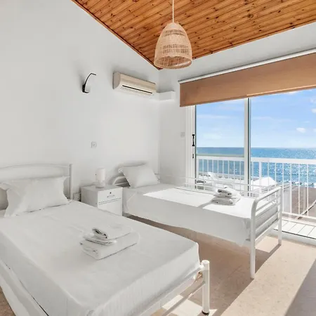 Shoreline House * Larnaca